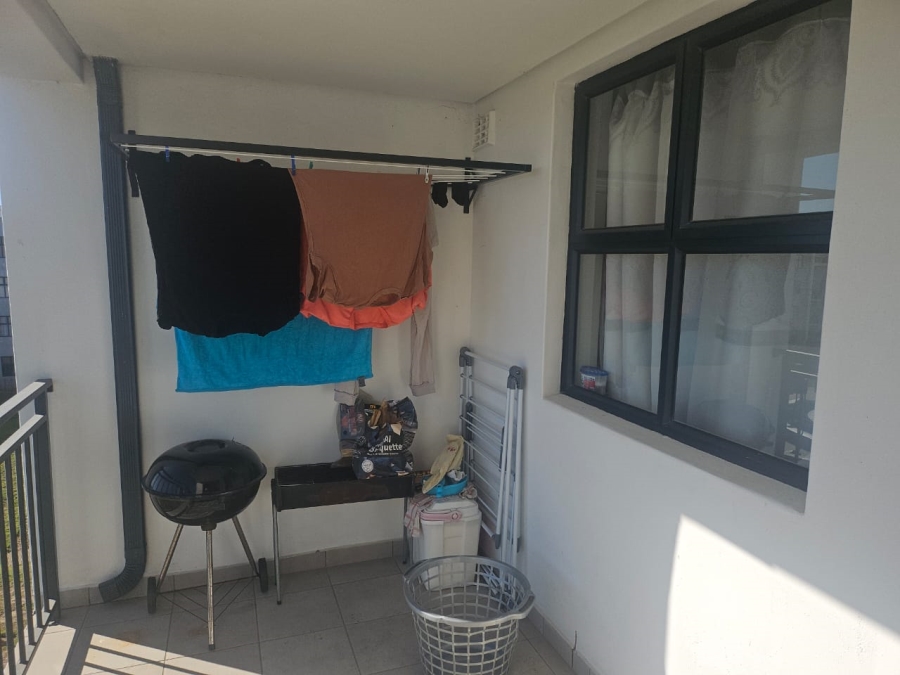 To Let 2 Bedroom Property for Rent in Parklands Western Cape